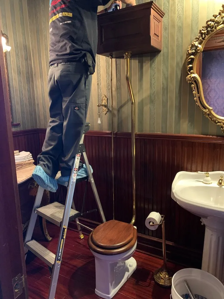 Slide of P&M Plumbing