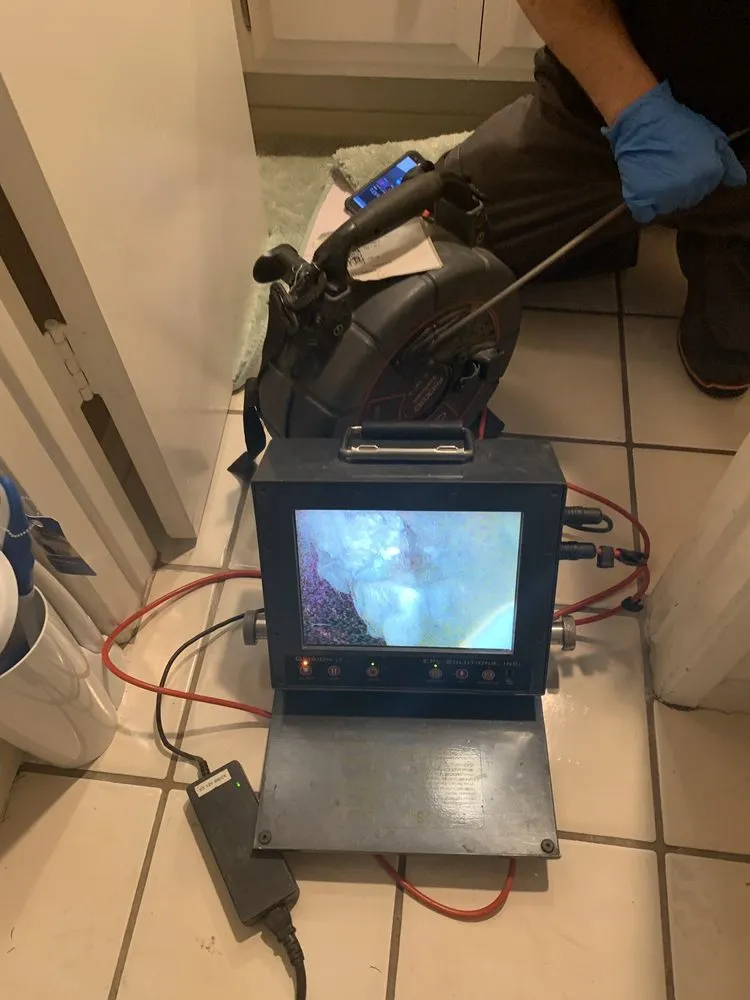 Slide of P&M Plumbing