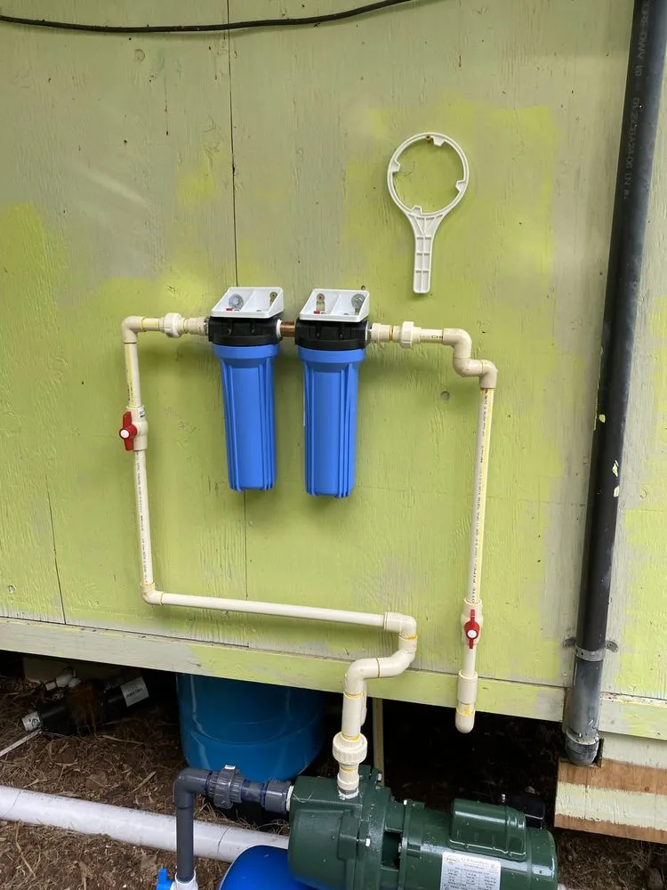 Professional water heater service in P?hoa, HI by Pono Plumbing Service