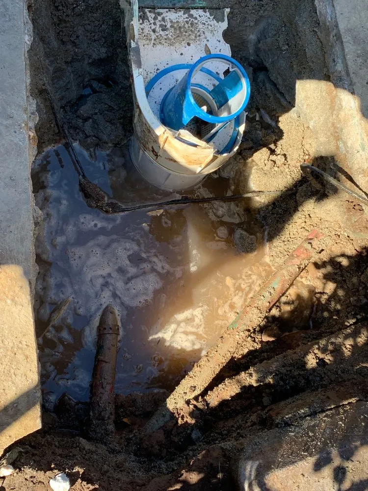 Slide of Pool Leak Inspections