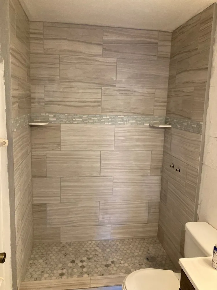 Slide of Popas Contractor