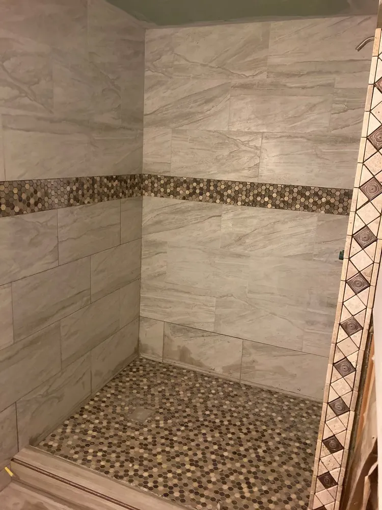 Slide of Popas Contractor