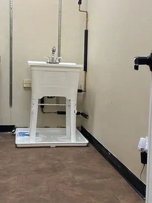 Powell Enterprise Logo