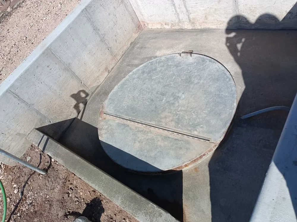 Slide of Powerman Plumbing