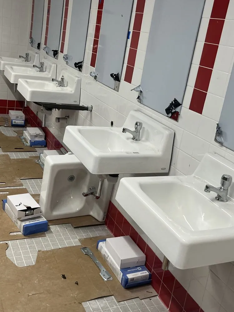 Slide of Pozo plumbing