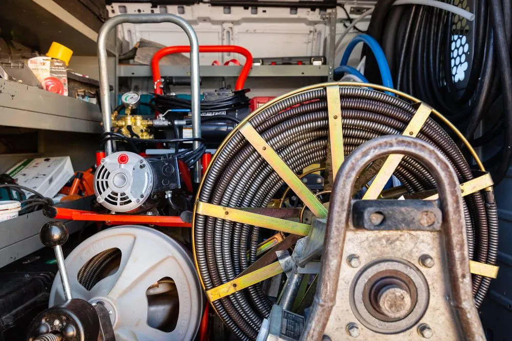 Slide of P&R Plumbing Services