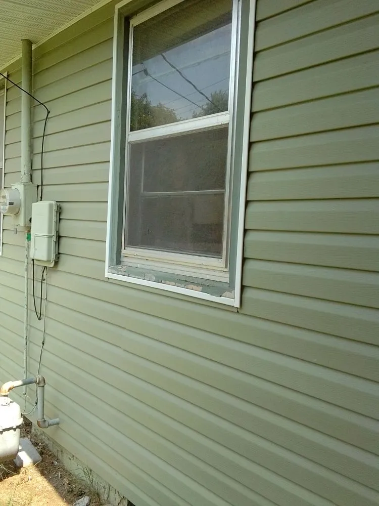 Emergency plumbing repair for homes in Lowry City, MO by Precision Contractors