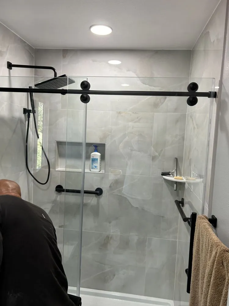 Slide of Pérez Construction 49