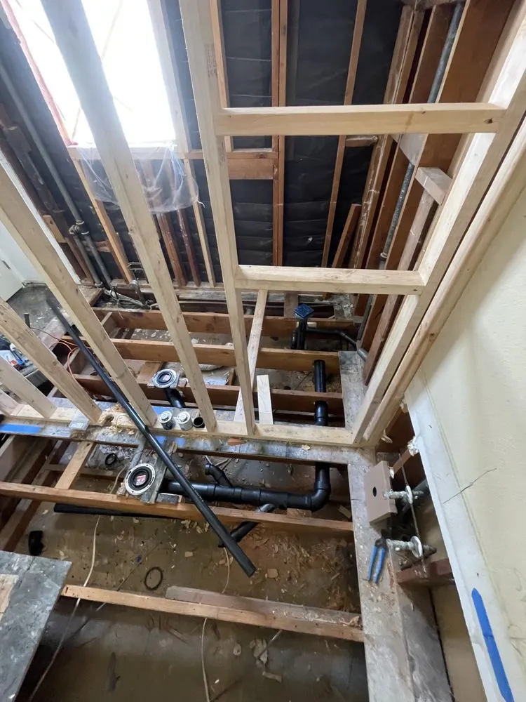 Slide of Pérez Re-Pipe and Plumbing