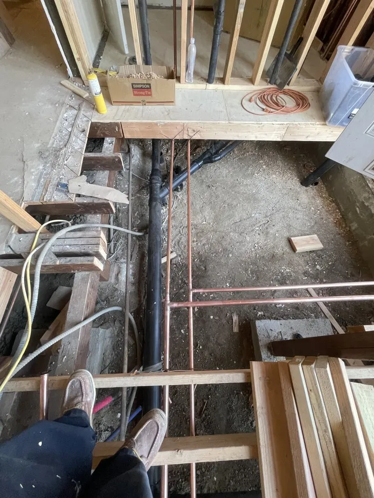 Slide of Pérez Re-Pipe and Plumbing