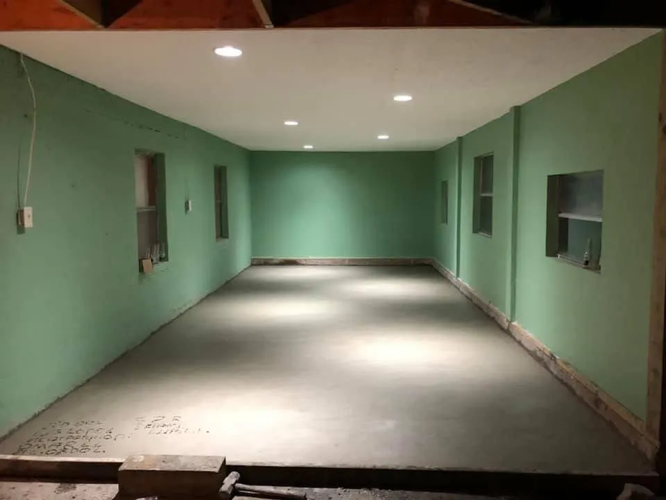 Slide of Priddy painting service