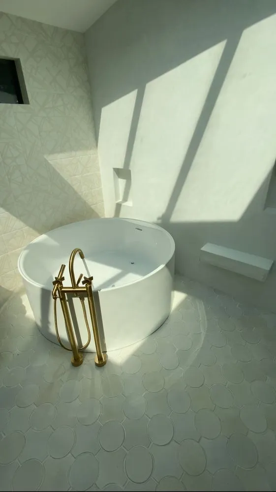 Slide of Prime Alternative