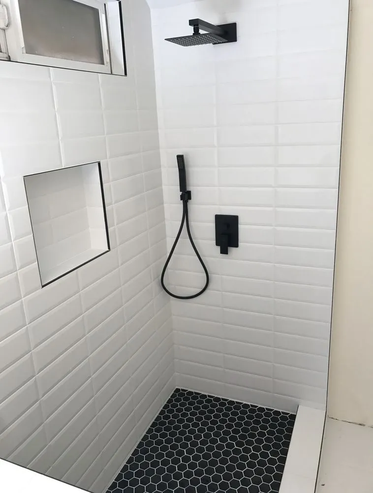 Slide of Prime Alternative