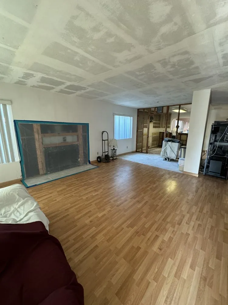 Slide of Pris Construction