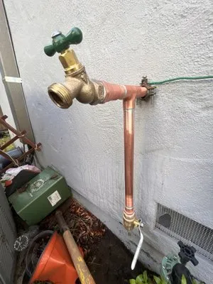 Pristine Plumbing & Water heaters Logo