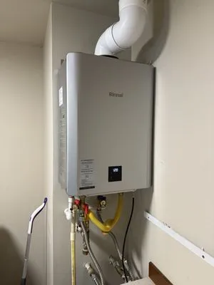 Private I Plumbing Logo