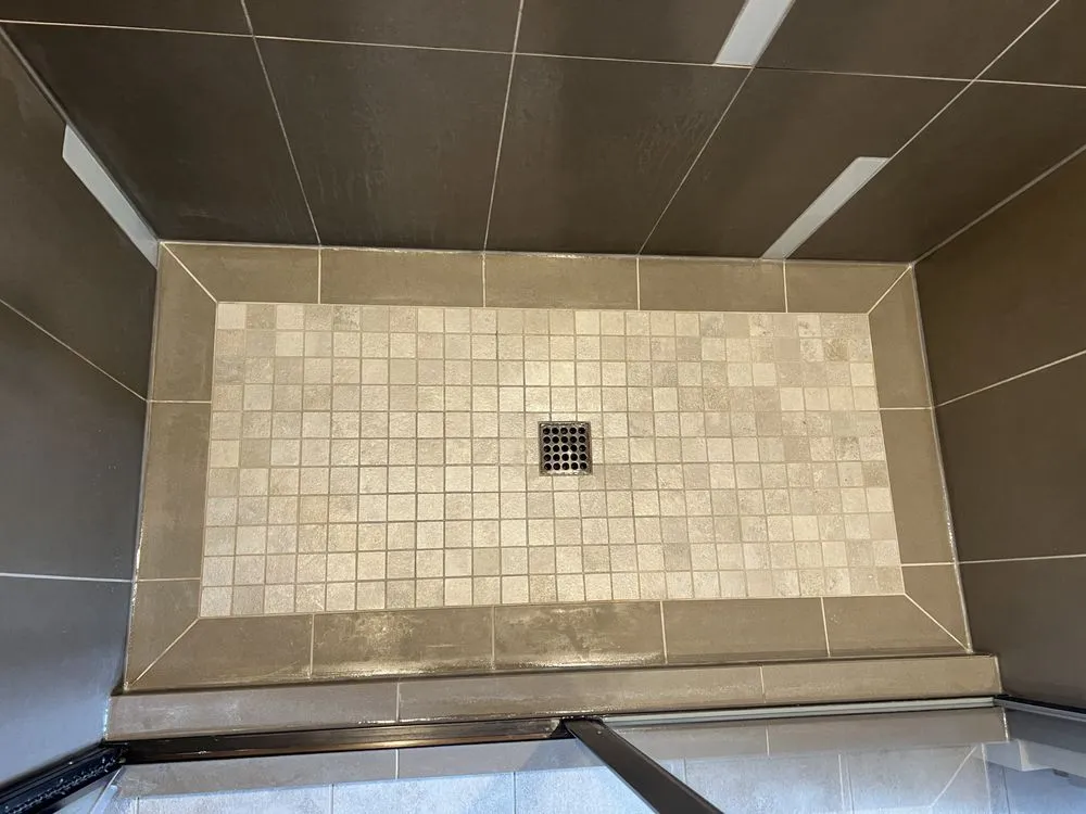 Slide of Pro Bath & Shower Caulking