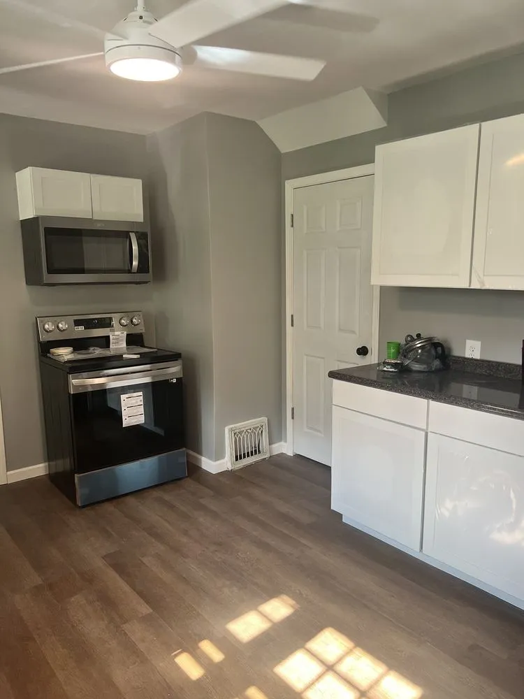 Slide of Pro Hands Handyman And Remodeling