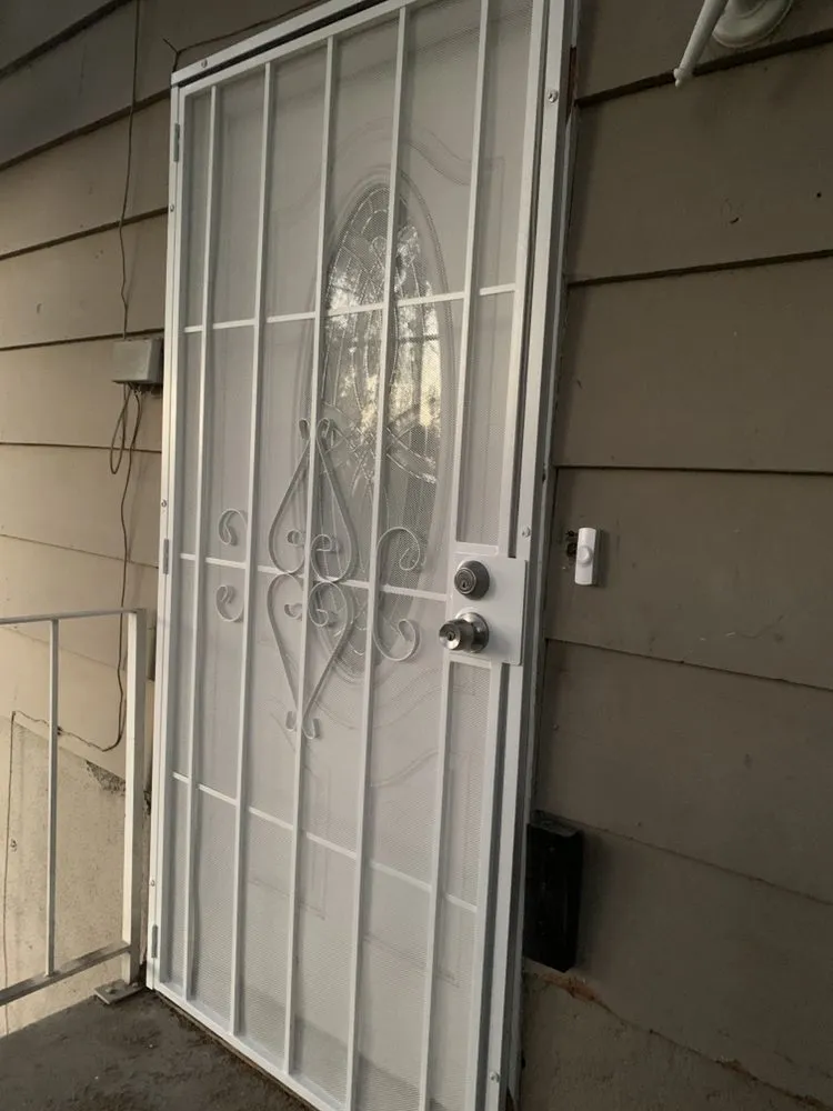 Slide of Pro Handyman Services