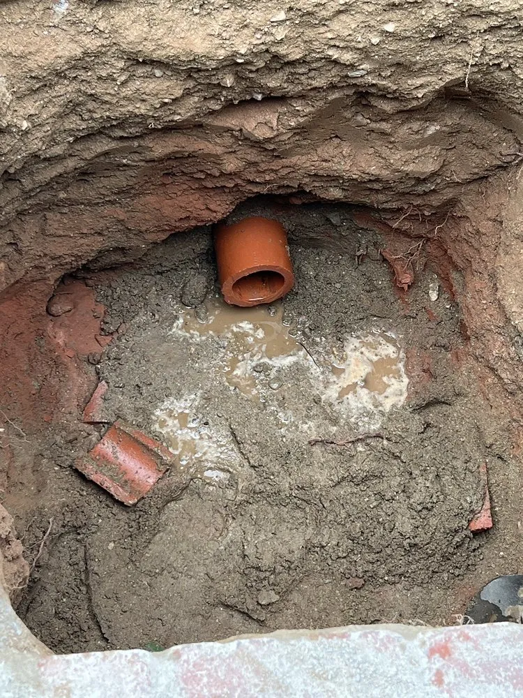 Slide of Pro Plumbers 24/7