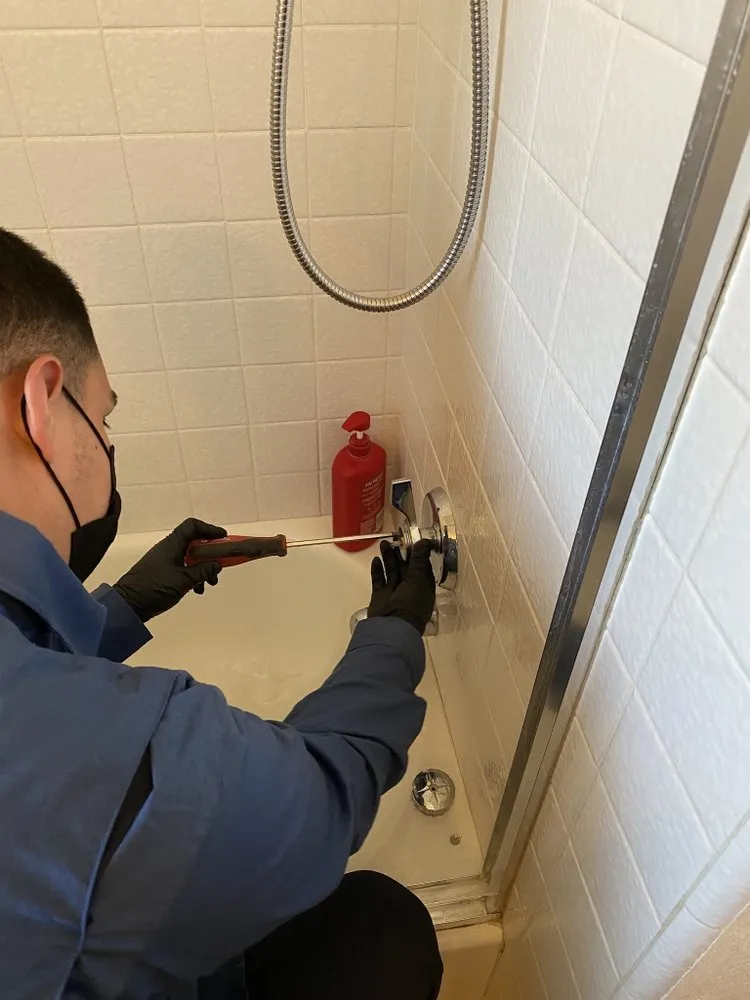 Slide of Pro Plumbers Corona