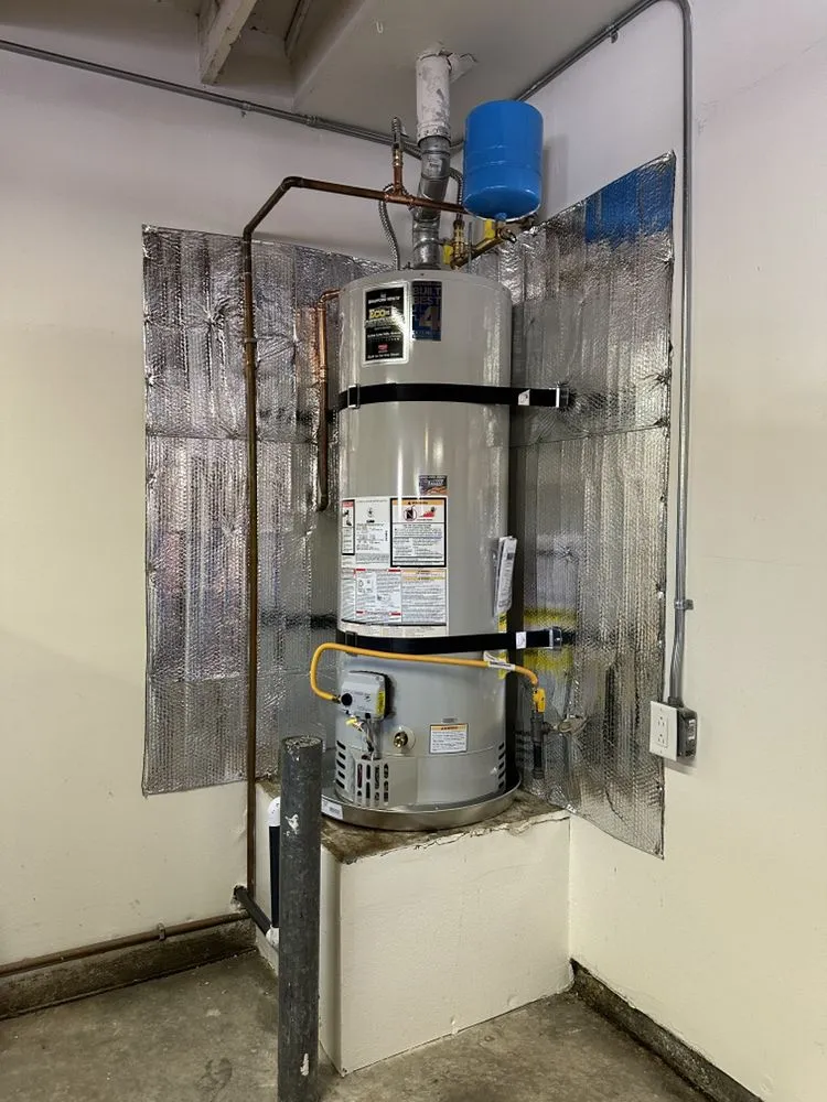 Slide of Pro Plumbers Corona