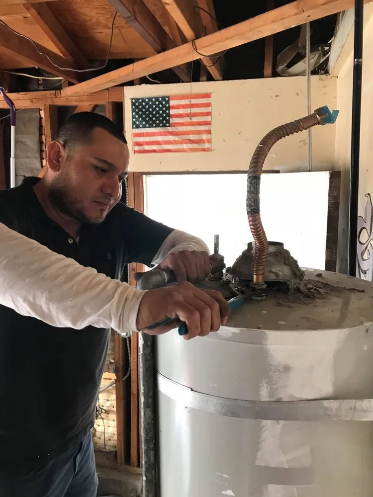 Professional emergency plumbing experts serving Simi Valley, CA - Pro Quality Plumbing
