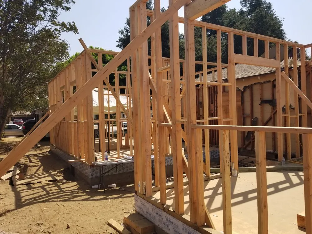 Reliable water heater service experts serving Huntington Park, CA - Pro Ready Construction