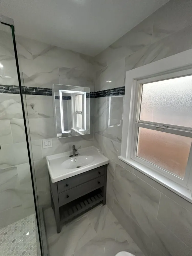 Slide of Pro Workers Construction