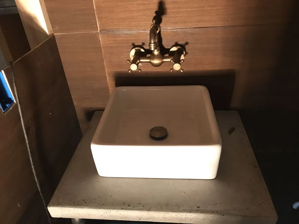 Slide of Professional Plumbing Service