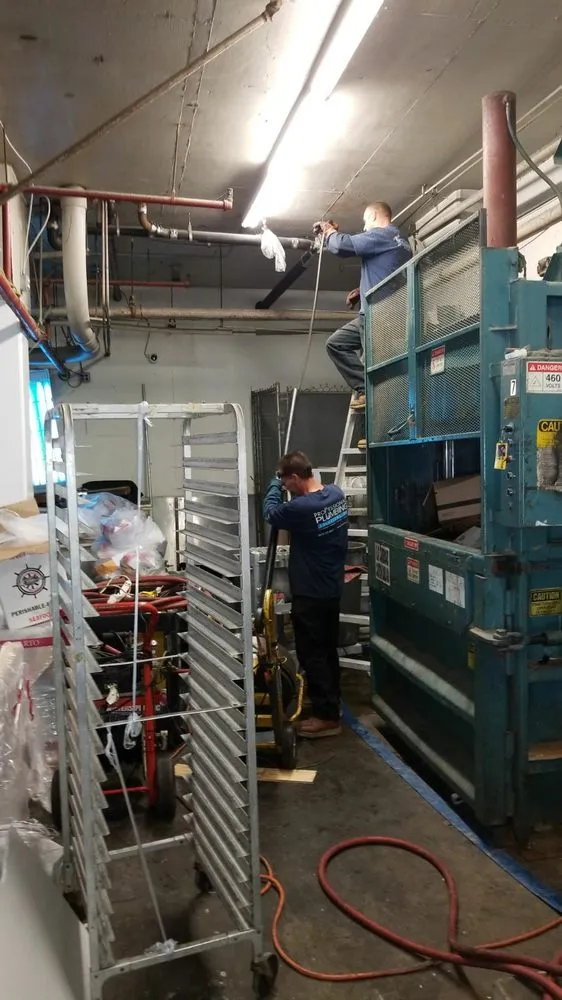 Emergency emergency plumbing experts serving Canoga Park, CA - Professional Plumbing Solutions