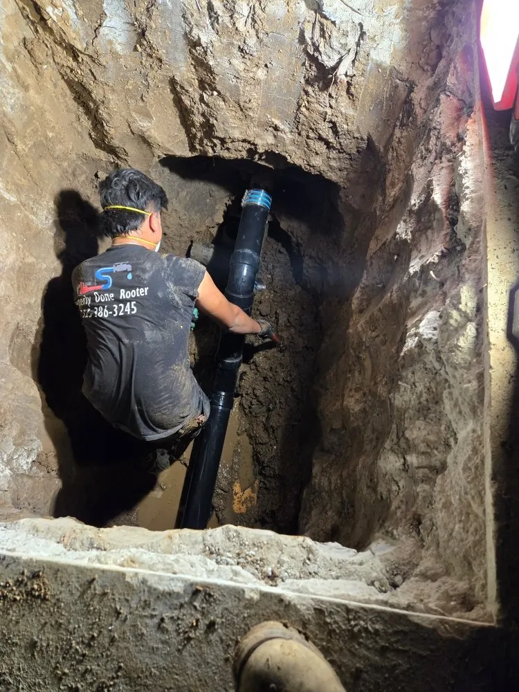 Professional pipe repair for homes in Los Angeles, CA by Properly Done Rooter & Plumbing Service