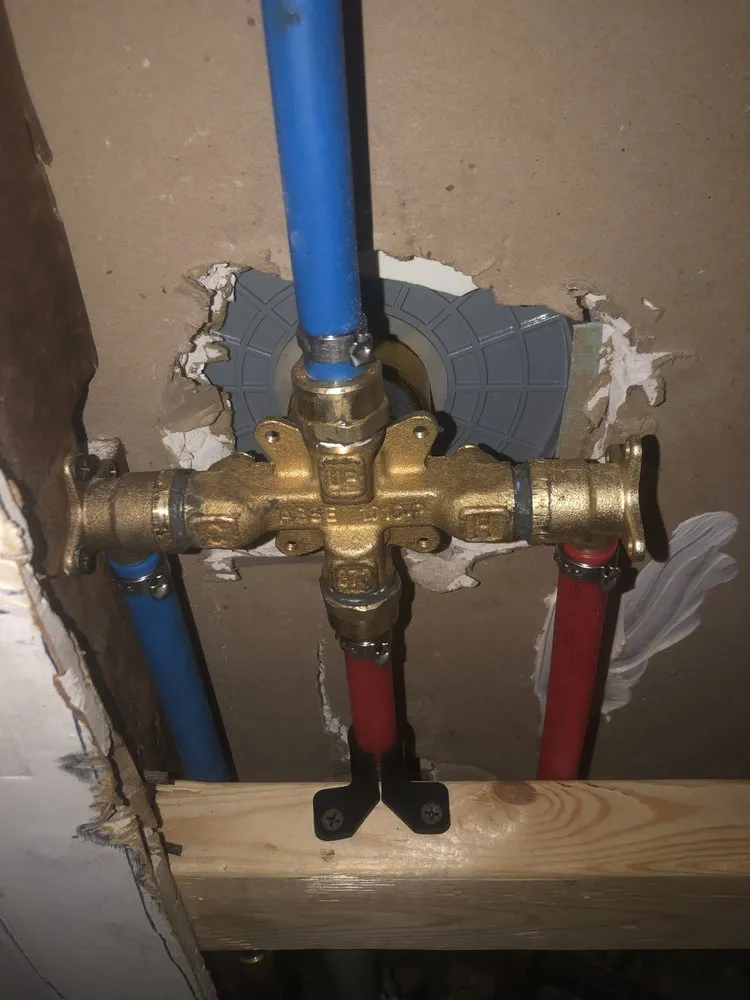 Reliable emergency plumbing experts serving Morrisville, PA - Property Handy Pro