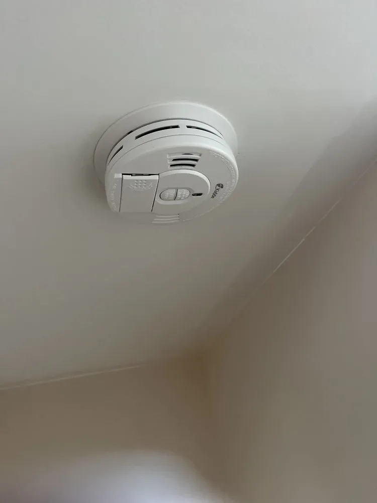 Slide of PTY Handymanny Services