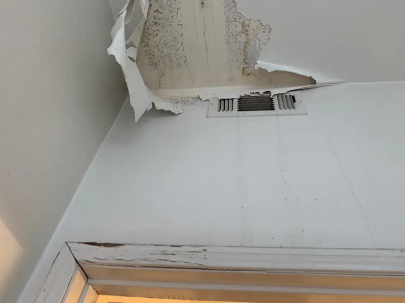 Slide of Pulido Cleaning & Restoration