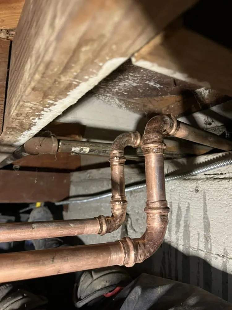 Emergency pipe repair experts serving San Fernando Valley, CA - Pump Plumbing