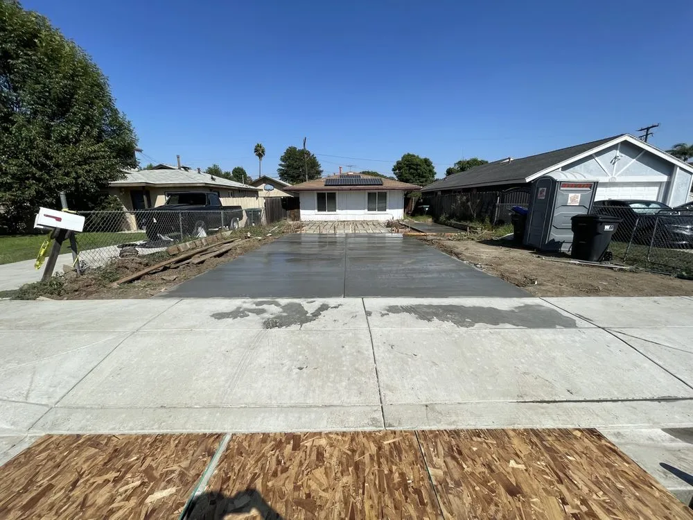 Slide of Qing Construction