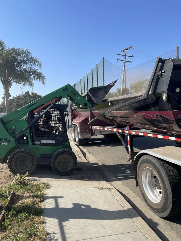 Slide of Qing Construction