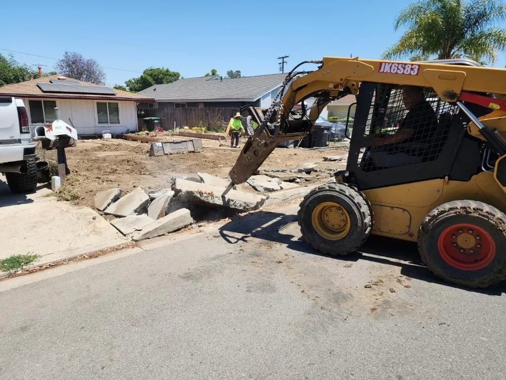 Slide of Qing Construction
