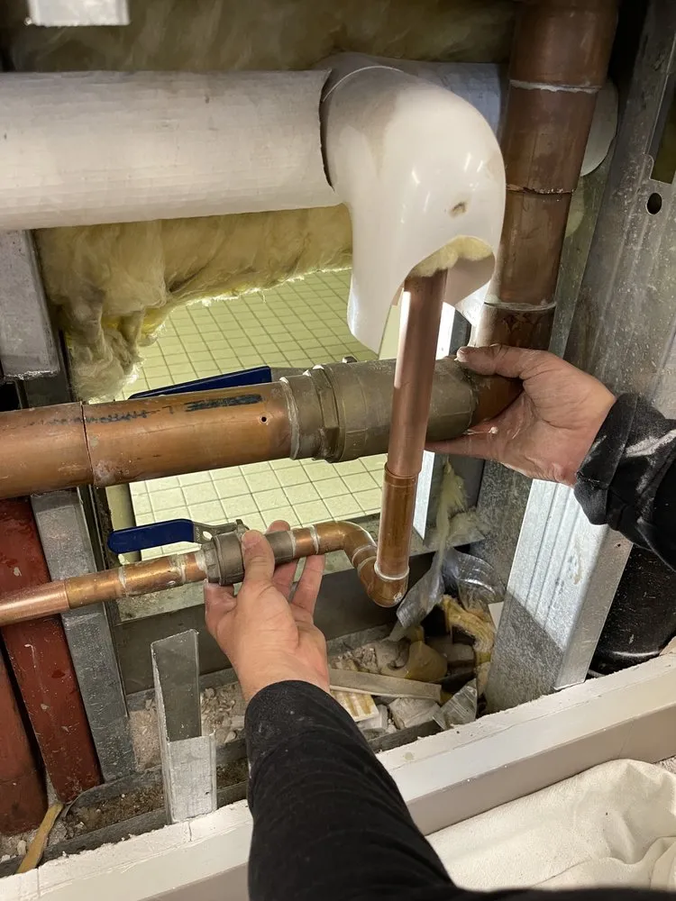 Emergency drain cleaning experts serving Garden Grove, CA - Quality Commercial Plumbing