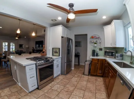 Qualtire Plumbing & Construction Logo