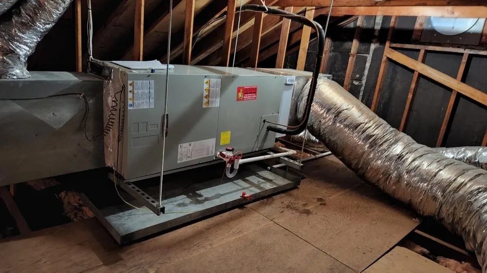 Slide of Queen B Plumbing Heating & Cooling