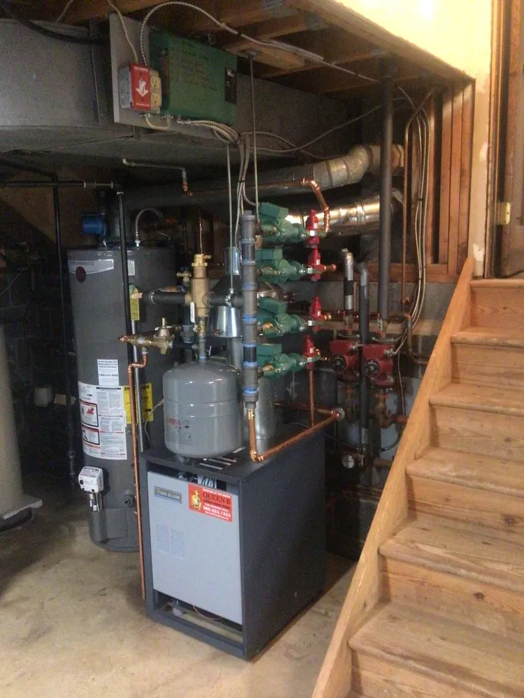 Slide of Queen B Plumbing Heating & Cooling