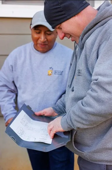 Slide of Queen B Plumbing Heating & Cooling