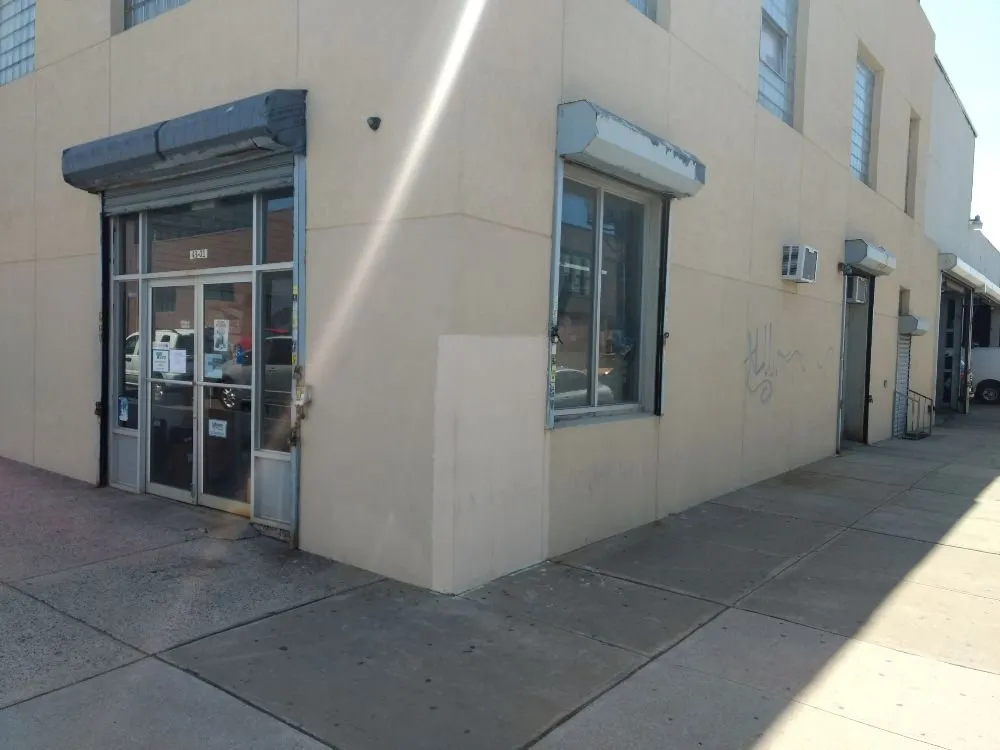 Slide of Queens Plumbing Supply