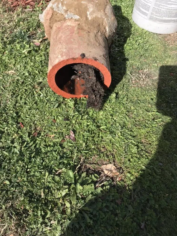 Expert emergency plumbing service in Los Angeles, CA - Quik flush rooter and plumbing