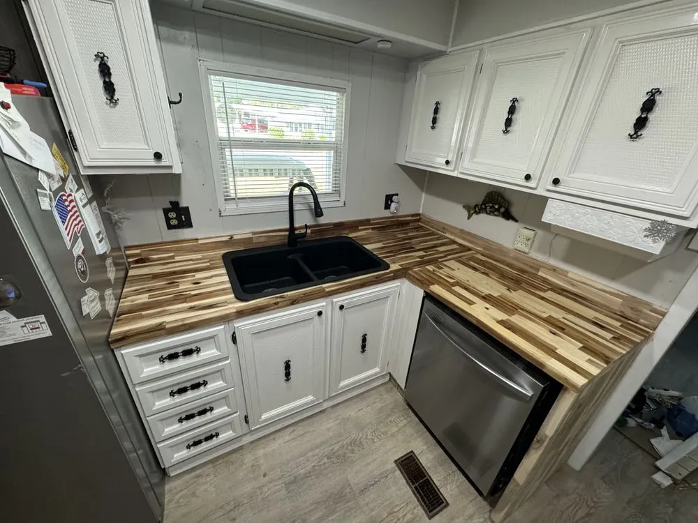 Slide of Quinn's Handyman Services