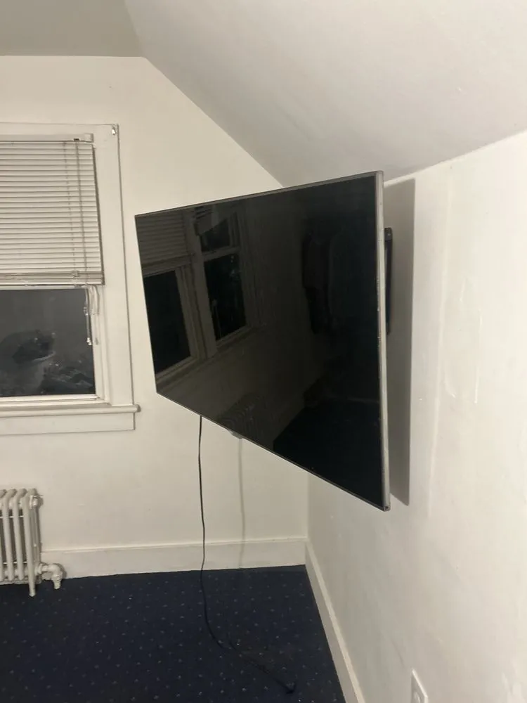 Slide of R & D Contracting and Renovation