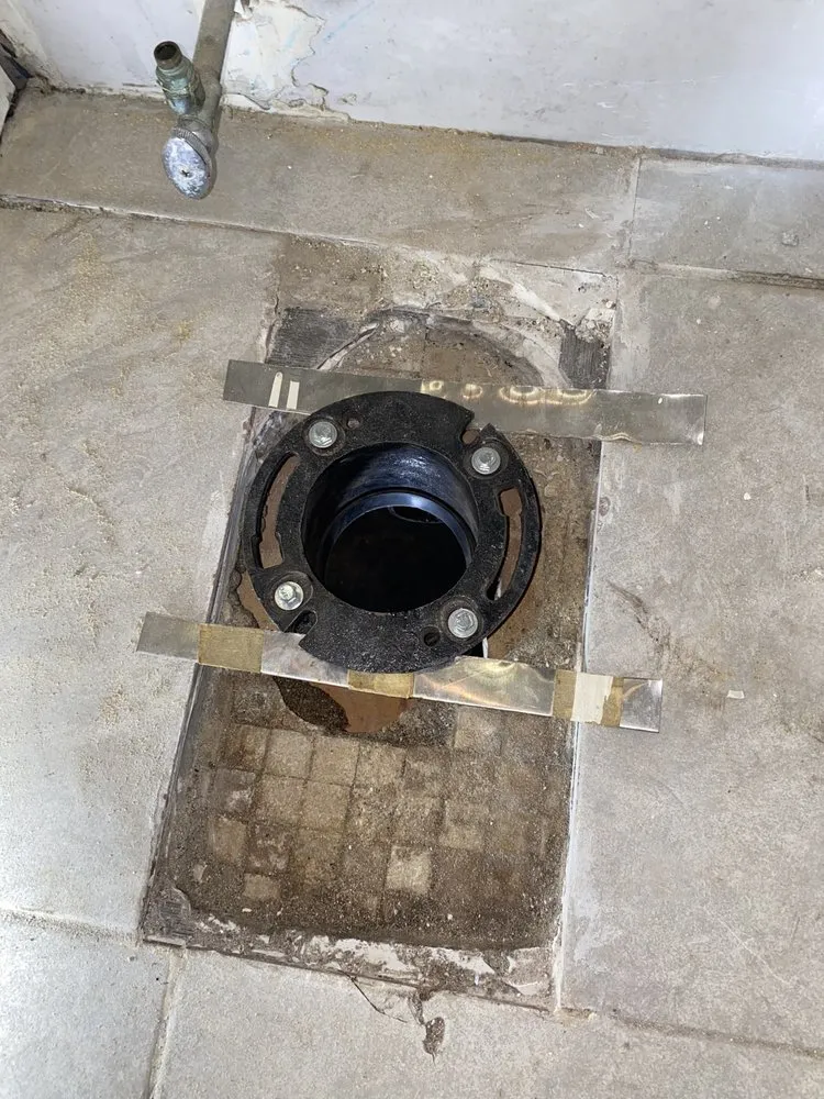 Slide of R & F Plumbing & Heating