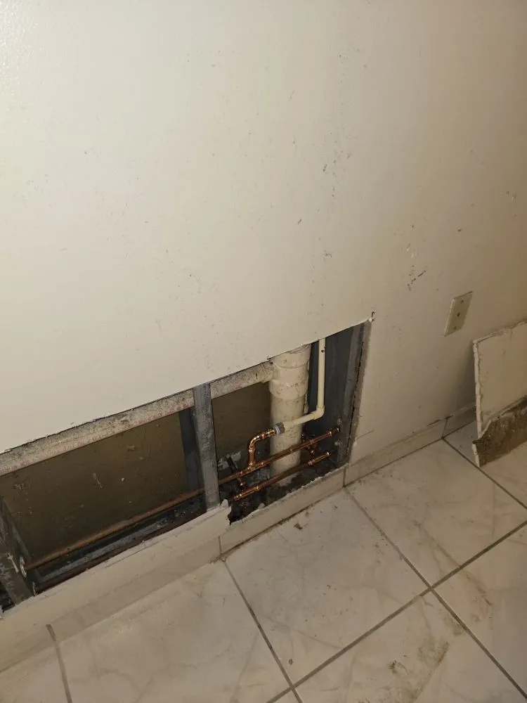 Slide of R & M Service and Repair